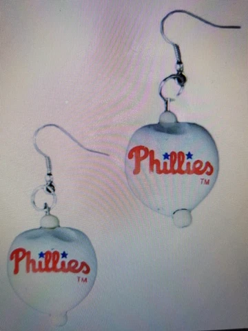 PHILADELPHIA PHILLIES KUKUI NUT DANGLE EARRINGS Cover