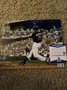 Justin Morneau Signed Autographed 8x10 Photo Beckett BAS COA - Picture 1 of 3