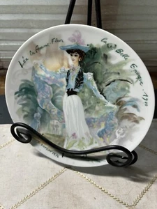 D'Arceau Limoges Porcelain Plate French Fashion Les Femmes Du Siecle 1900 AM527 - Picture 1 of 3