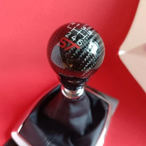 CARBON FIBER SHIFT GEAR KNOB for FORD FOCUS MK3 MK4 FIESTA MK7 MK8 ST ECOBOOST S - Picture 1 of 6