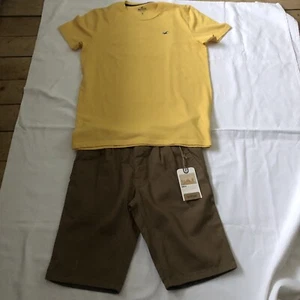 Lot Of Bell Field Shorts And Hollister tee Shirt - Picture 1 of 13