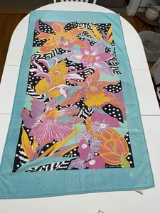 Vintage Hilasal beach towel floral design - Picture 1 of 7