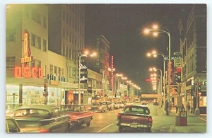 Cartolina West State Street Looking East Rockford Illinois di notte Osco Drug - Foto 1 di 3