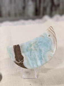 Natürlicher karibischer Calcit handpolierter Mond - Bild 1 von 3