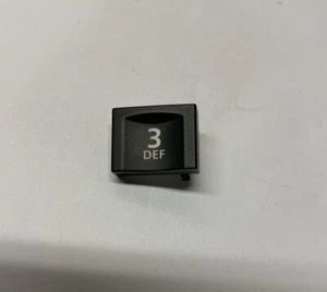Land Rover 6CD-465 Preset 3 Button - UK Seller - Picture 1 of 2
