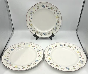 3 VTG Johnson Brothers Fleurette Dinner Plate 10.5" Floral Rim Scalloped Edge - Picture 1 of 9
