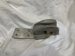 Aluminum Marine Bow Holder With Roller - Bild 1 von 8