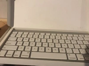 Apple Wireless Keyboard A1314 W/Box Untested - Picture 1 of 2