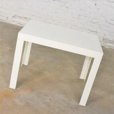 Modern White Molded Plastic Rectangular Parsons Style Side Table Style Syroco - Image 1 of 4