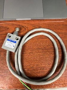 Micro Switch Limit Switch | 924CE31-Y3LI | - Picture 1 of 2