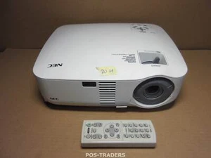 NEC VT480 Projector Beamer SVGA 3LCD 2000 Lumens - Incl Remote - 20 Hours - Picture 1 of 3