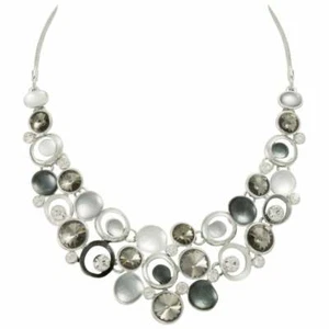 Collar Vivacious Gris Multi Esmalte Cristal Tono Plata Distintivo - Imagen 1 de 3