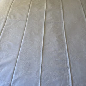 ANTIQUE DAMASK LINEN TABLECLOTH Oval Circles Matrimonial Floral Leaves 95”x61” - Picture 1 of 11
