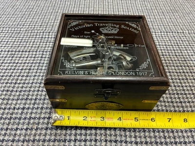 Victorian Traveling Sextant Kelvin & Hughes Londres 1917 (Reproducción) Foto 1 de 4
