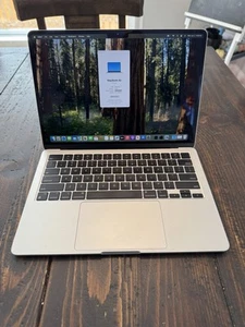 2022 Apple MacBook Air 13" M2 - Silver - 8GB, 256GB - AppleCare Only 65 Cycles! - Afbeelding 1 van 9