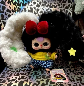 Baby Three Lily Rabbit Town V4: negro/blanco, ojos móviles NUEVO bolso abierto (sin caja) - Imagen 1 de 3