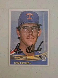 Tarjeta de béisbol firmada por Tom Henke 1984 Donruss Texas Rangers autógrafo - Imagen 1 de 2