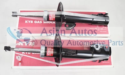 Kit de puntales delanteros OEM KYB para Toyota Yaris 2007-2015 (hecho en Japón) Foto 1 de 4