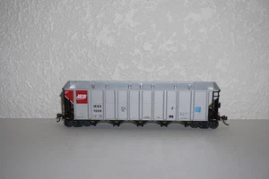 Walthers RD-4 HO Scale IESX Alliant Energy Coal Hopper IESX 1059 - Picture 1 of 5