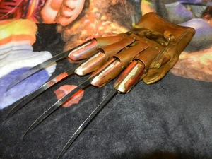 A Nightmare on Elm Street Pt 1. Freddy Krueger Glove. - Picture 1 of 7