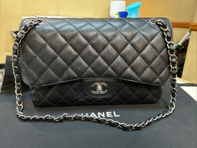 Bolso de Hombro Chanel Acolchado Doble Solapa Grande Negro Caviar Foto 1 de 4