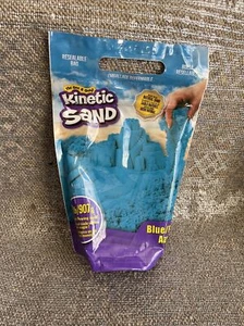Kinetic Sand The Original Moldable Sensory Play Sand Blue 2 Pounds Natural Sand - Picture 1 of 3
