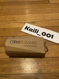 Otherware de Pentatonic The Pebble triple amarillo C - Imagen 1 de 8