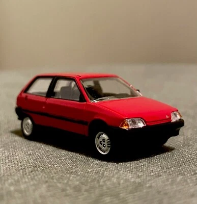 Modellino Norev Citroen AX 1:64 3 Inches Citroën Auto Nuova Senza Scatola - Immagine 1 di 4