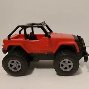 Four Wheel Off Road Red Jeep Kids toy vehicle 4 1/2" x 8 1/2" Realistic/ Plastic - Picture 1 of 8