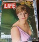 LIFE Magazin Barbara Streisand - 22. Mai 1964 - gesellschaftliche Veranstaltungen Artikel Vintage Anzeige