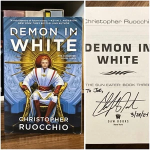 *Signed* Demon In White - Christopher Ruocchio (large tpb ed.) DAW, 2023 - Foto 1 di 7