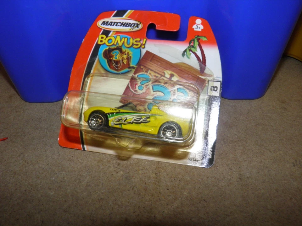 Matchbox- LOTUS ELISE Mint  on Card - Image 1 of 1