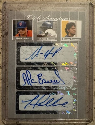 Matt LaPorta Alcides Escobar Yovani Gallardo 2007 Just Minors Triple Sigs/25 Foto 1 de 2