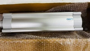 Cilindro estándar Festo 1463598 DSBC-100- 300-PPVA-N3 - Imagen 1 de 5