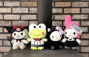 Spooky Sanrio Hello Kitty & Friends Halloween Edition peluche Keroppi Kuromi nuovo con etichette - Foto 1 di 28