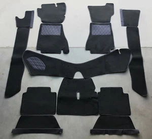Juego de alfombras de terciopelo negro / kit para Alfa Romeo Montreal - Imagen 1 de 2