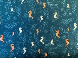Stof - Whale Tails  - Sea Horse  -  100% Cotton Fabric - Picture 1 of 1