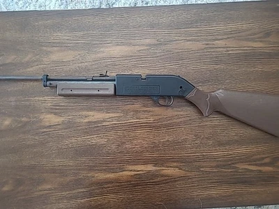 Pistola de aire comprimido/BB Crosman 760 PumpMaster .177Cal de colección No. 002123905 Funciona Foto 1 de 4