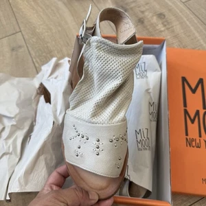 Miz Mooz Fifi Leather Wide Width Ankle-Strap Sandals size 6/5 - Picture 1 of 5