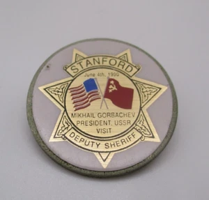 Prendedor de visita del vicepresidente del Departamento del Sheriff de Stanford CA Mijaíl Gorbachov - Imagen 1 de 3