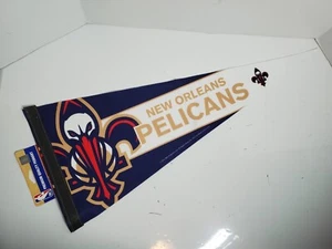 New Orleans Pelicans Felt Pennant 12x30 Basketball 2014 - Picture 1 of 5