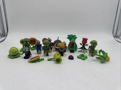 Lot Of 20 And Accessories knex plants vs zombies Collectible Zombies - Image 1 of 4