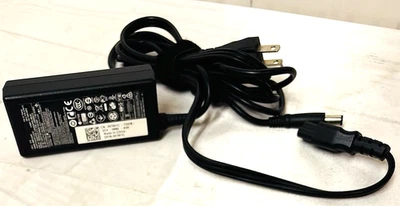 Genuine 65W Dell PA-12 AC Adapter Charger 928G4 06TM1C LA65NS2-01 7.4*5.0mm 1495 - Image 1 of 4