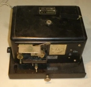 Papierstreifen Drucker zum Mitschreiben von Morsezeichen - Picture 1 of 4