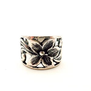 Anillo Flor Tropical Plumeria Hawaiana Plata de Ley 925 Oxidado Talla 6 - Imagen 1 de 12