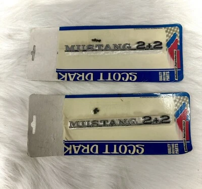 Placa de identificación guardabarros delantero Scott Drake Mustang PAR NUEVO Foto 1 de 4