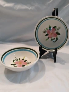 Vintage Stangl Pottery Set of 2 Bowls - Fruit 5 1/2" Round NICE! Floral pink - Picture 1 of 8