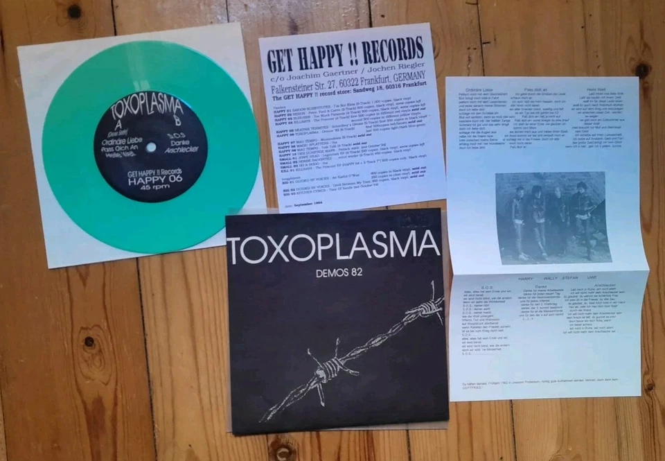 TOXOPLASMA Demos 82 7" +Inserts, LIMITED, NUMBERED GREEN VINYL | NM NM NM - Bild 1 von 2