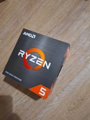 AMD Ryzen 5 1400 3.20GHz AM4 Processor with cooler - Image 1 of 4