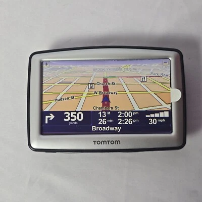 TomTom 4EG0.001.12 XL 325 4.4-Inch Portable GPS Navigator (Model N14644) | EUC - Image 1 of 4